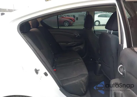 2019 Nissan Versa 1.6 Sv z USA, uszkodzony, nr VIN 3N1CN7AP3KL852807